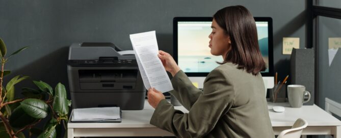 What is the current price of the Konica Minolta bizhub C40001i?
